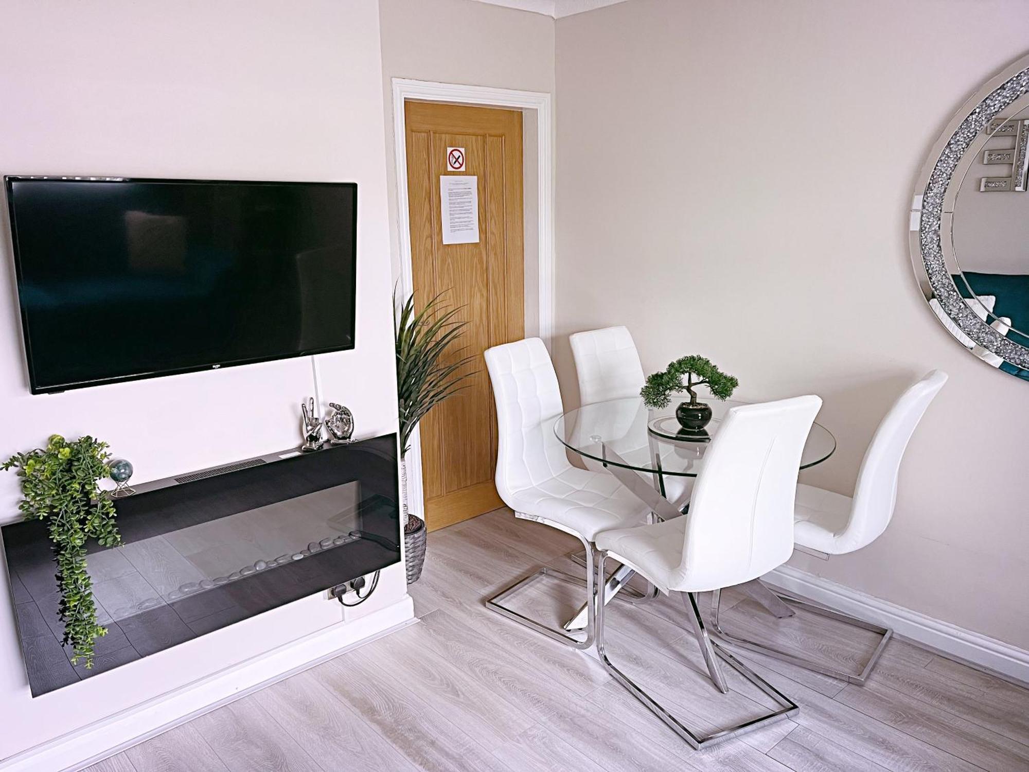 Entire 3-Bedroom Home In Oldham - Guest House Eksteriør bilde